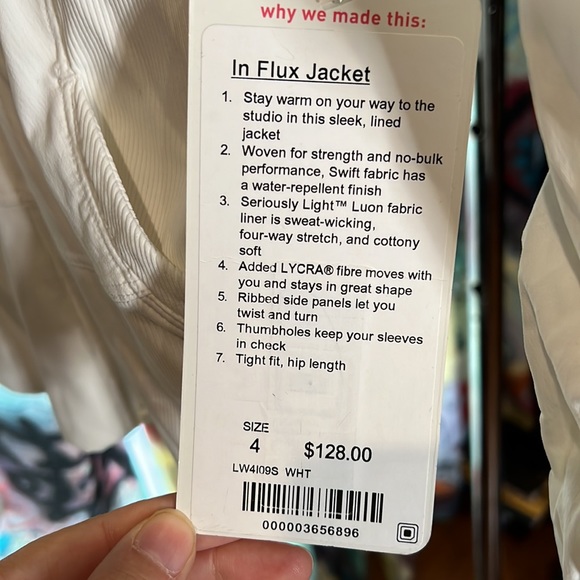 NWT Lululemon In Flux jacket - Picture 3 of 4